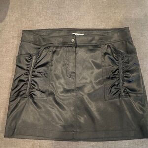Black sharagano short mini skirt large rouching w pockets sexy fashionista